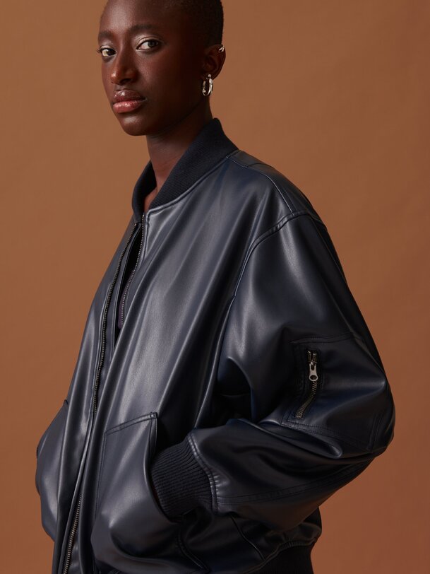 ovidie bombers marine