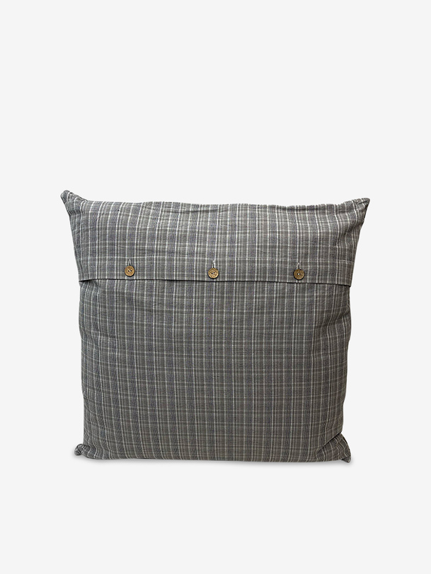 coussin patchwork 2 65x65cm - bazar de luxe multicolored