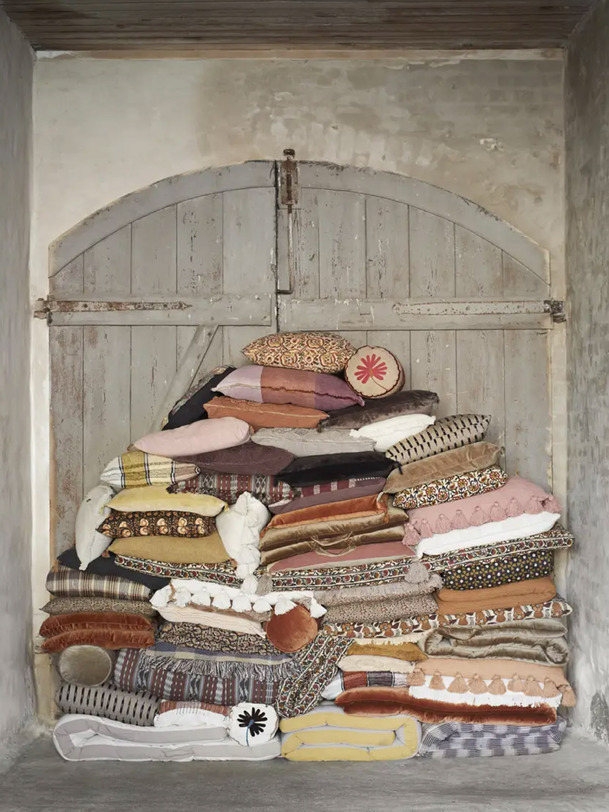 coussin print 50x50 - mme stoltz mustard