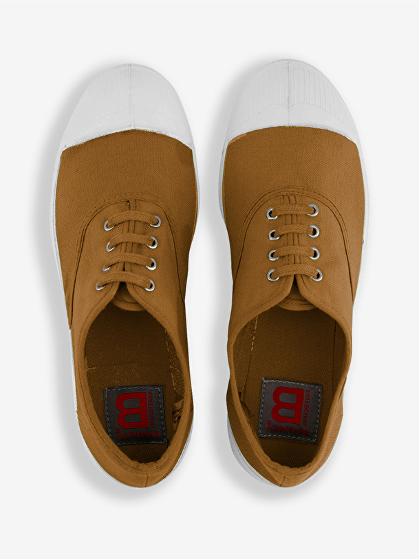 man lace-up tennis camel