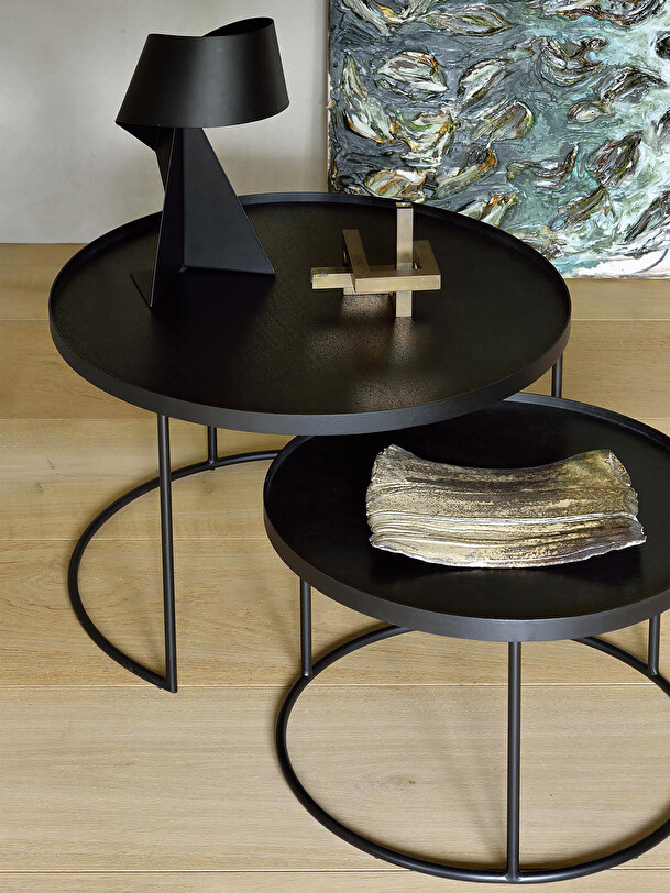 set of coffee tables with trays black