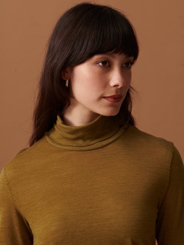 elwire t-shirt khaki