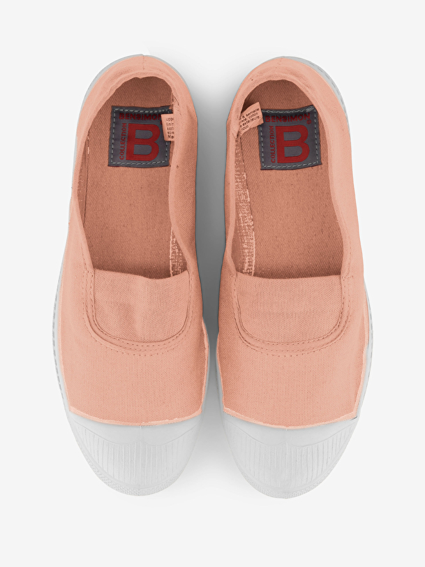 woman elastic tennis pink